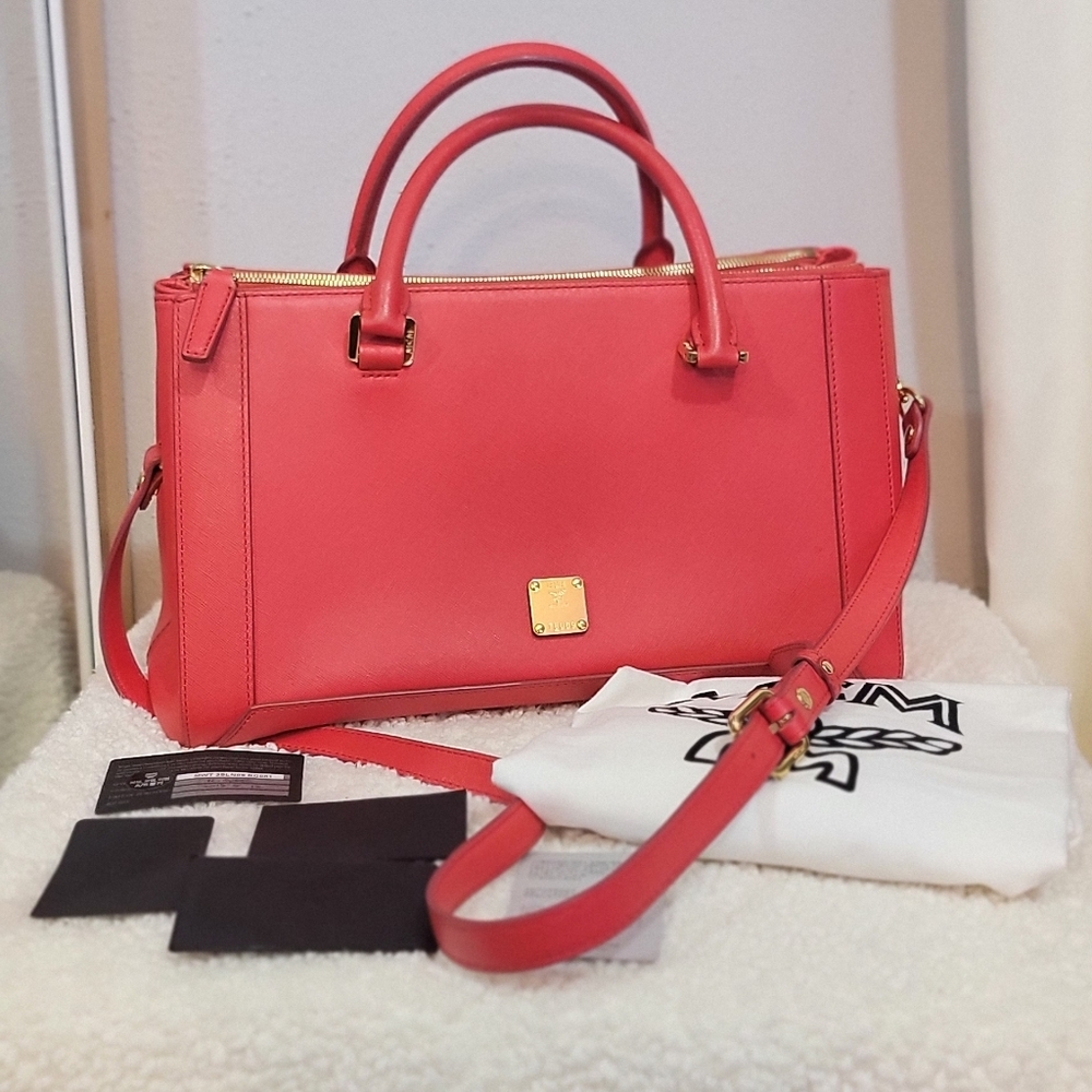 ❤️Authentic MCM Nouvo Saffiano Handbag with Cross Body Strap EXCELLENT CONDITION